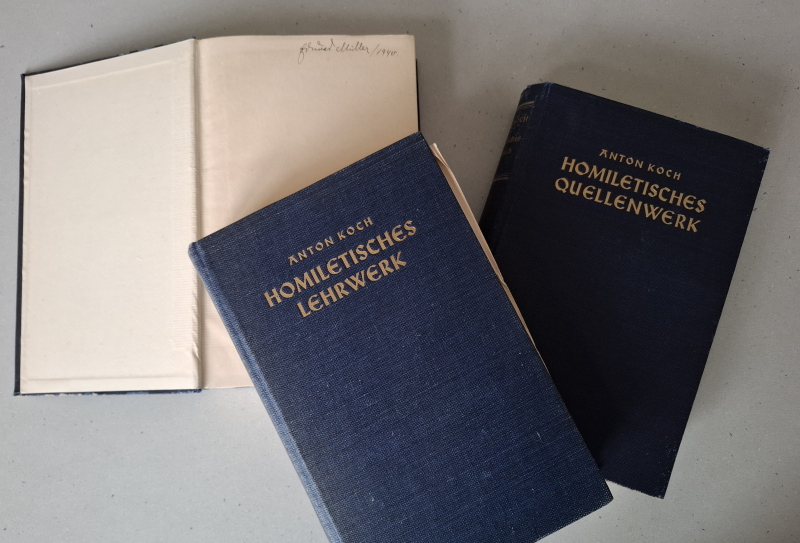 Drei Bücher aus dem Besitz von Eduard Müller