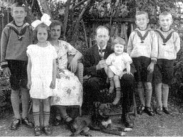 Pastor Stellbrink and familiy